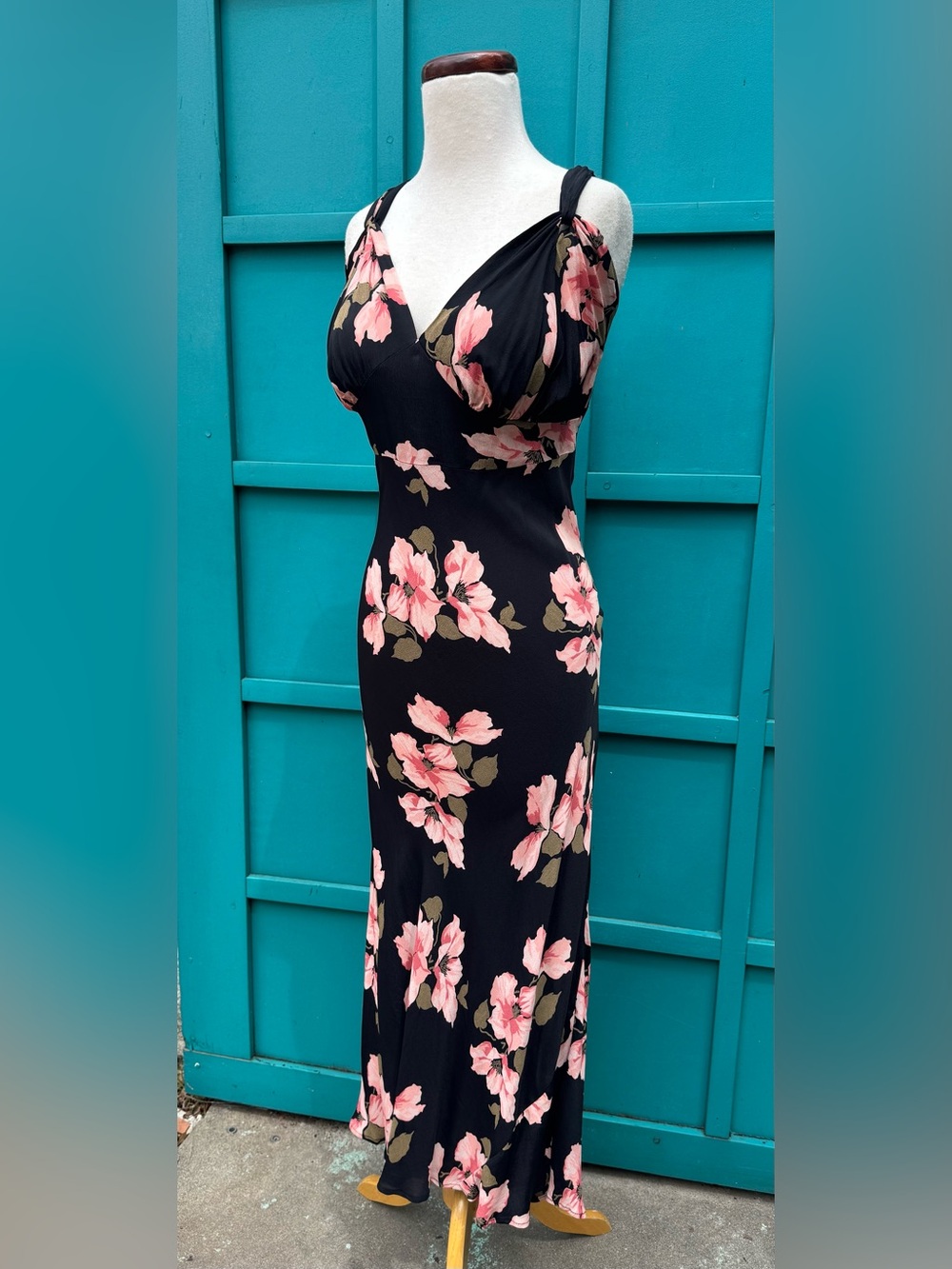 Sensual Bias Cut Floral Print Slip Dress/nightgown with a 1940’s Flair !